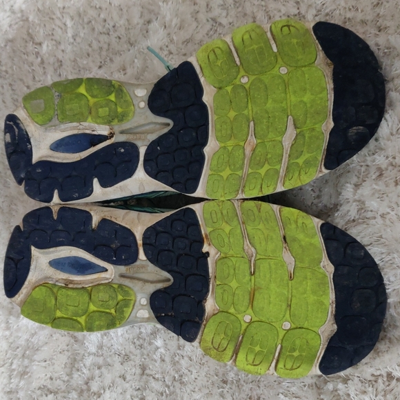 GUC New Balance running shoes - Picture 6 of 6